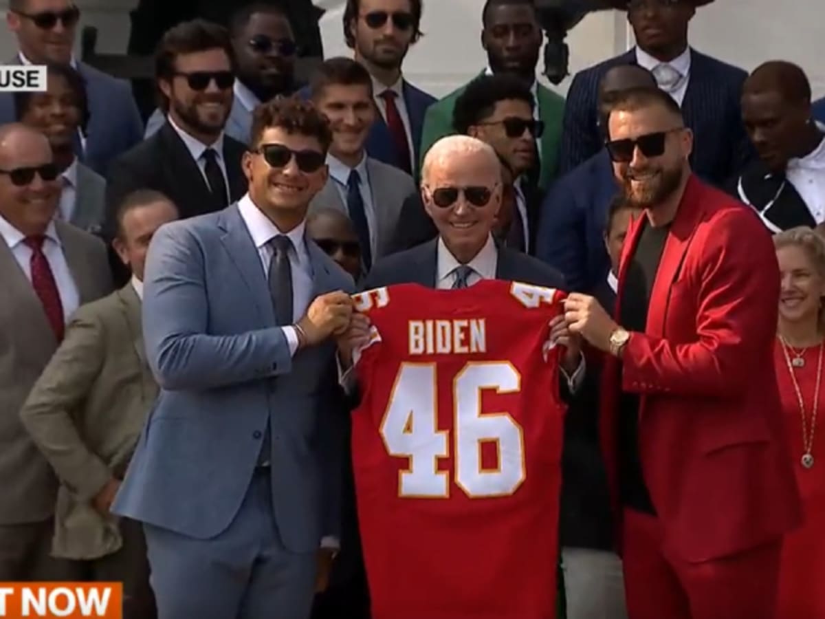 Patrick Mahomes Playfully Steers Travis Kelce Away from White House Podium