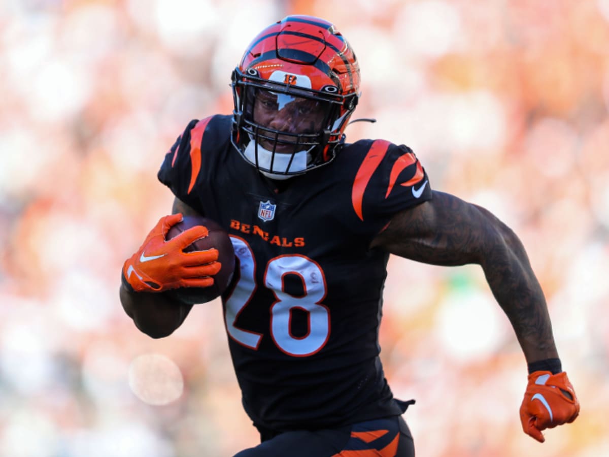 Cincinnati Bengals Brass Lauds Joe Mixon's Professionalism in Contract  Restructure