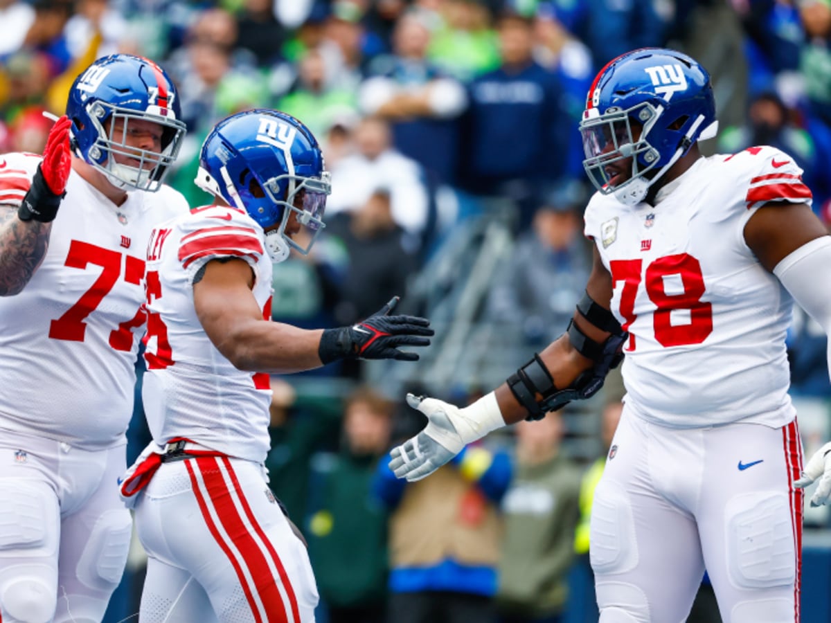 3 Giants — Dexter Lawrence, Andrew Thomas, Saquon Barkley — on PFF