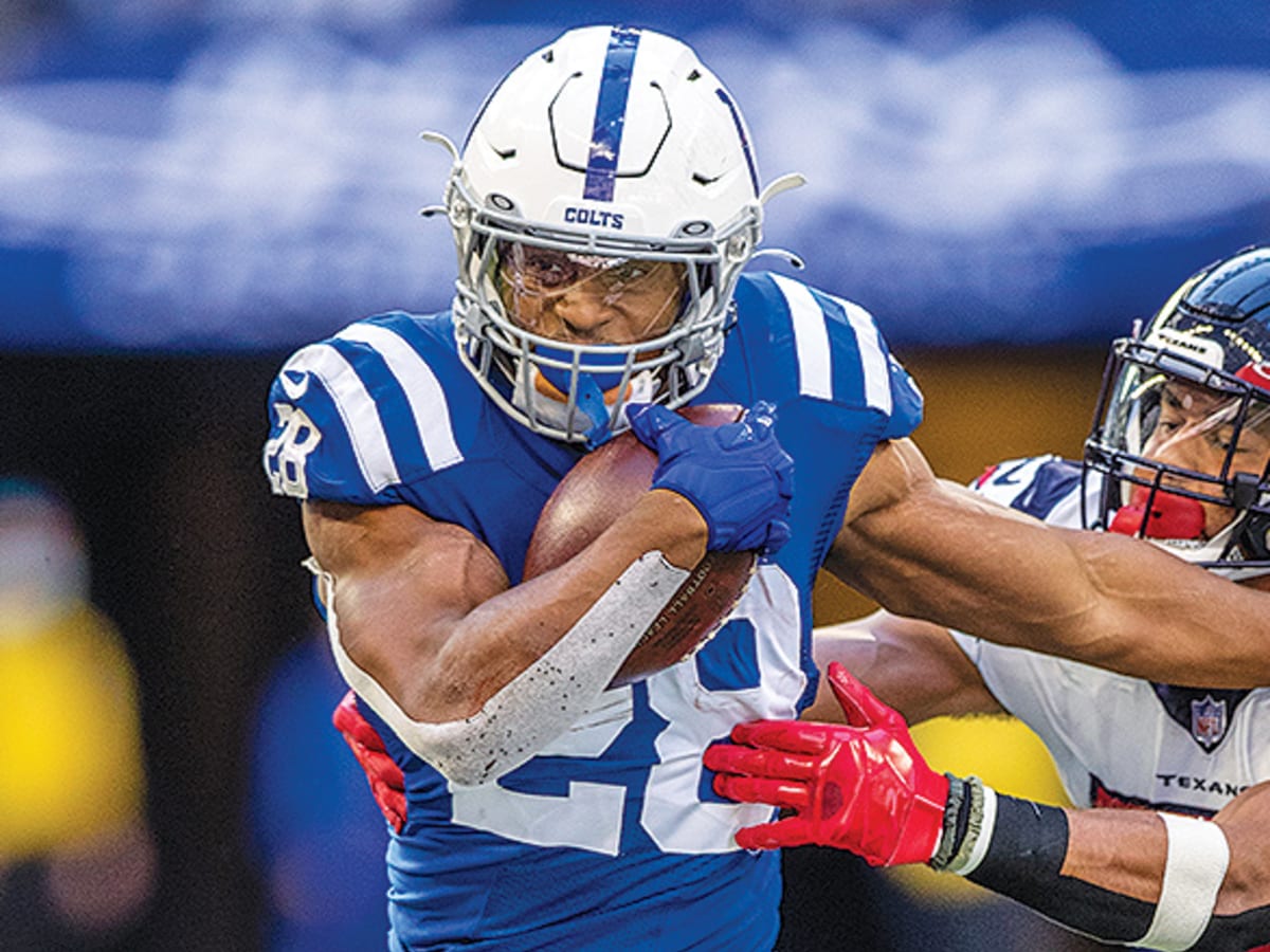 ATHLON SPORTS MAGAZINE - FANTASY 2022 - WHO'S No. 1? - COOPER KUPP OR  DAVANTE ADAMS - CHRISTIAN McCAFFREY OR JONATHAN TAYLOR: : Books