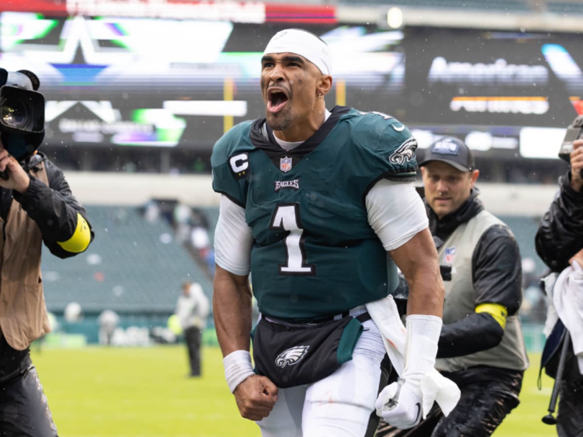 Why Eagles' Jalen Hurts treats praise the same way as criticism 