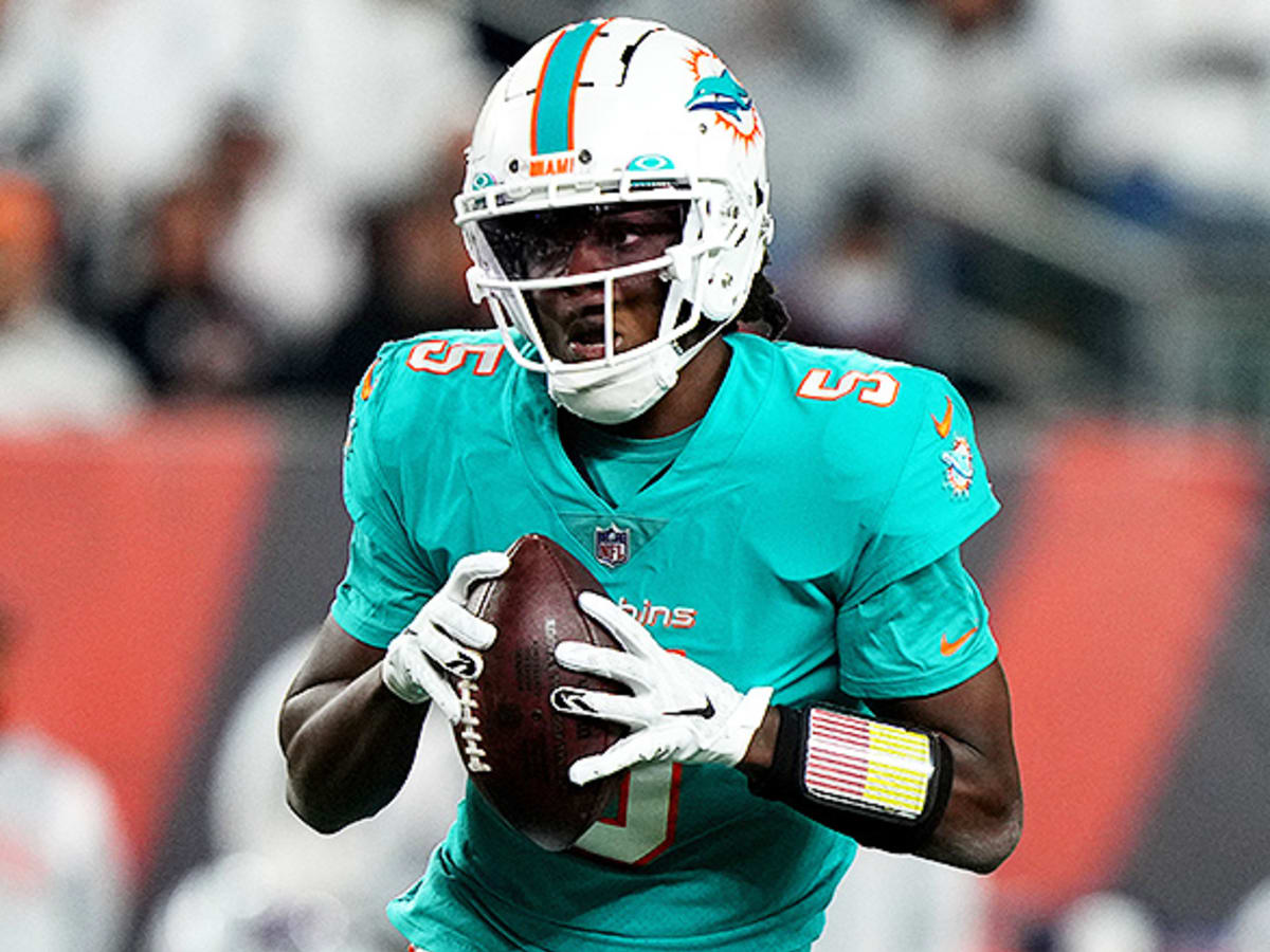 Sunday Night Football Predictions: Miami Dolphins vs. New England