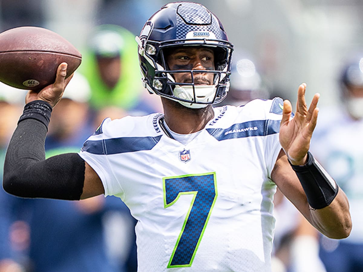 NFL Player Props: Week 9 Pick for Geno Smith in Seahawks vs Cardinals