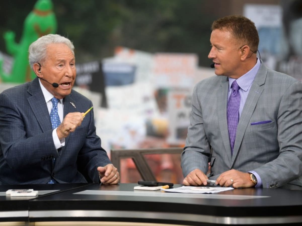 Watch: ESPN's Lee Corso pulls Alabama fakeout, picks Texas to upset Crimson  Tide