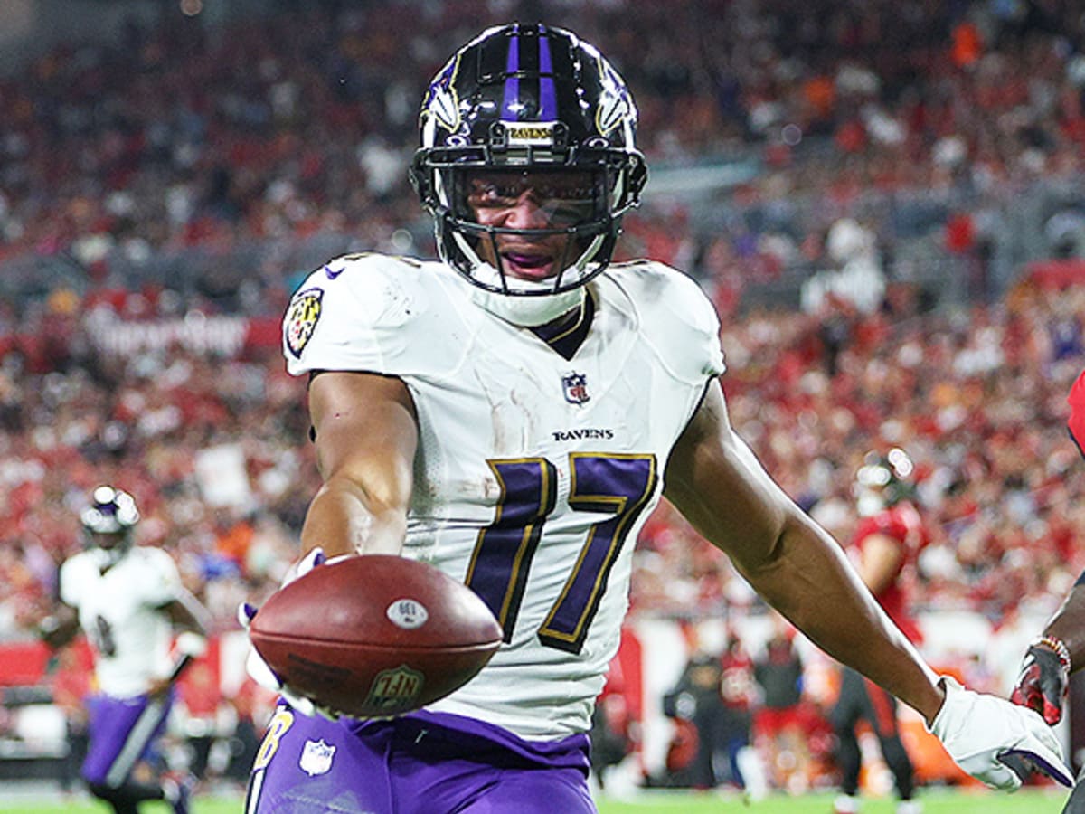 Fantasy Football Advice for Gus Edwards, Kenyan Drake: Which Ravens Running  Back Is the Better Start?