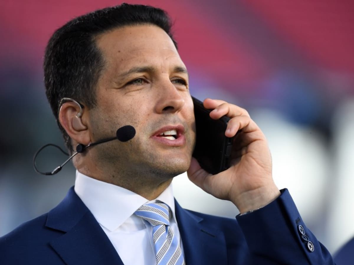 Adam Schefter Did His Best Topless Iced Out Kirk Cousins' Impersonation  During MNF - Daily Snark