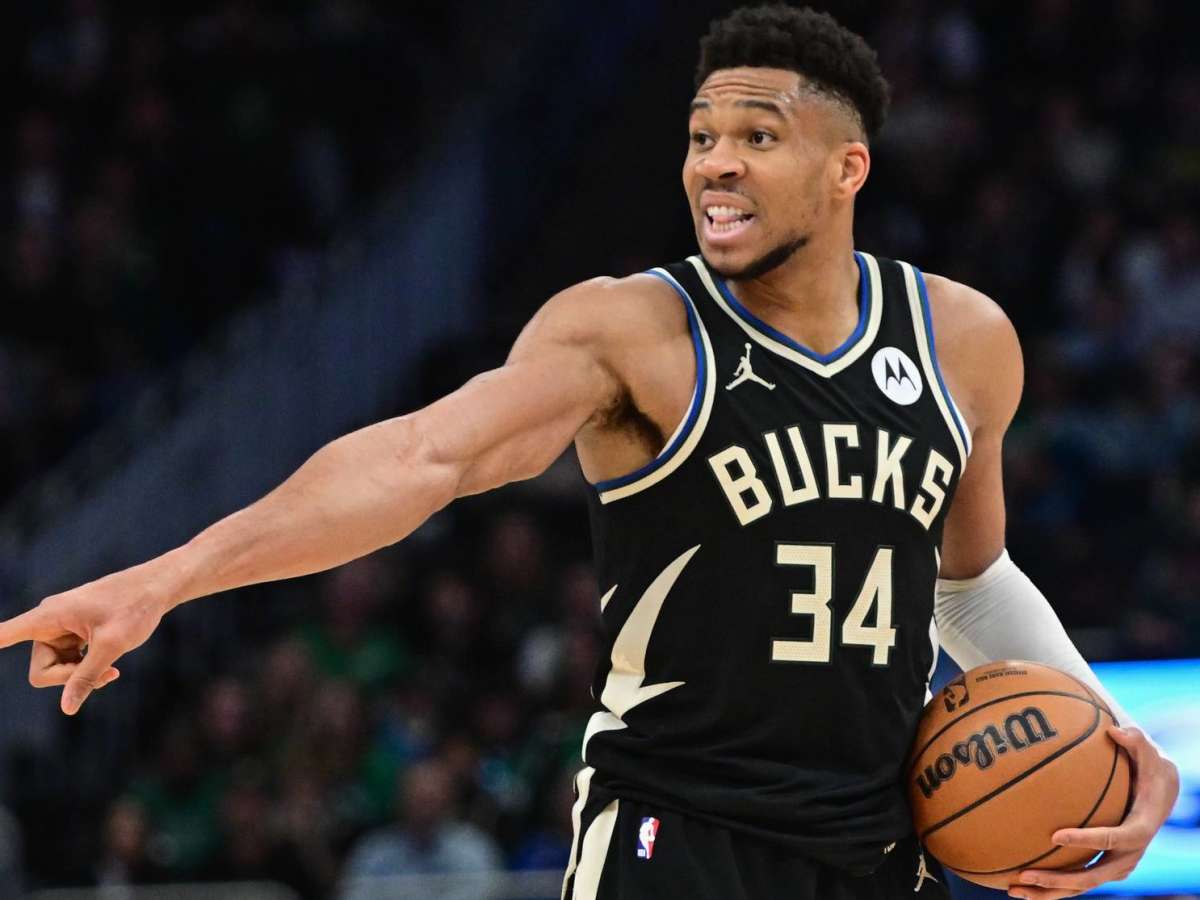 Bucks Expecting Giannis Antetokounmpo to Miss Start of Pacers' Playoff  Series, per Report - Athlon Sports