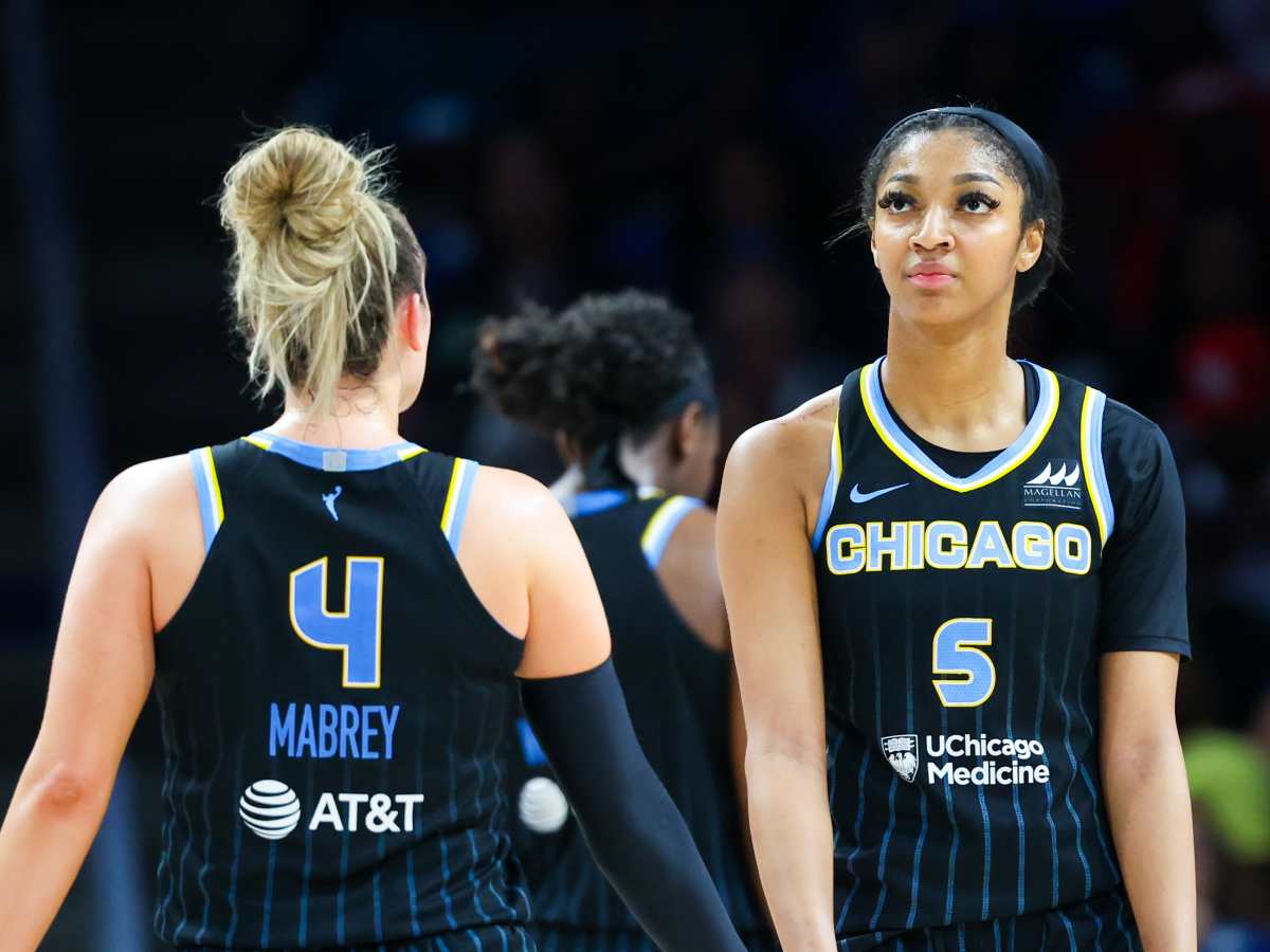 Chicago Sky Coach Reveals What Angel Reese Must Learn in the WNBA - Athlon  Sports