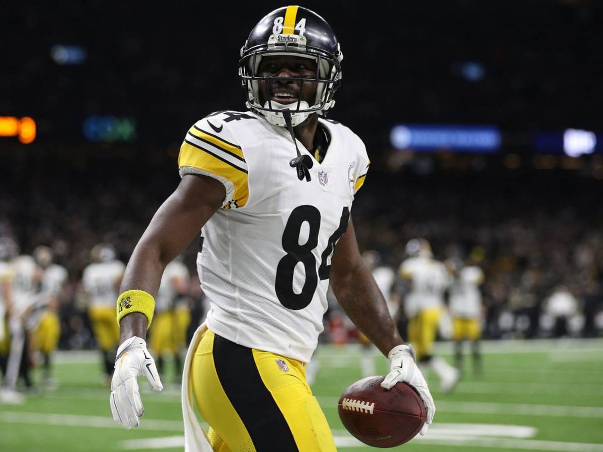 Antonio Brown Embarrasses Himself With Homophobic NBA Take: Steelers  Tracker - Athlon Sports