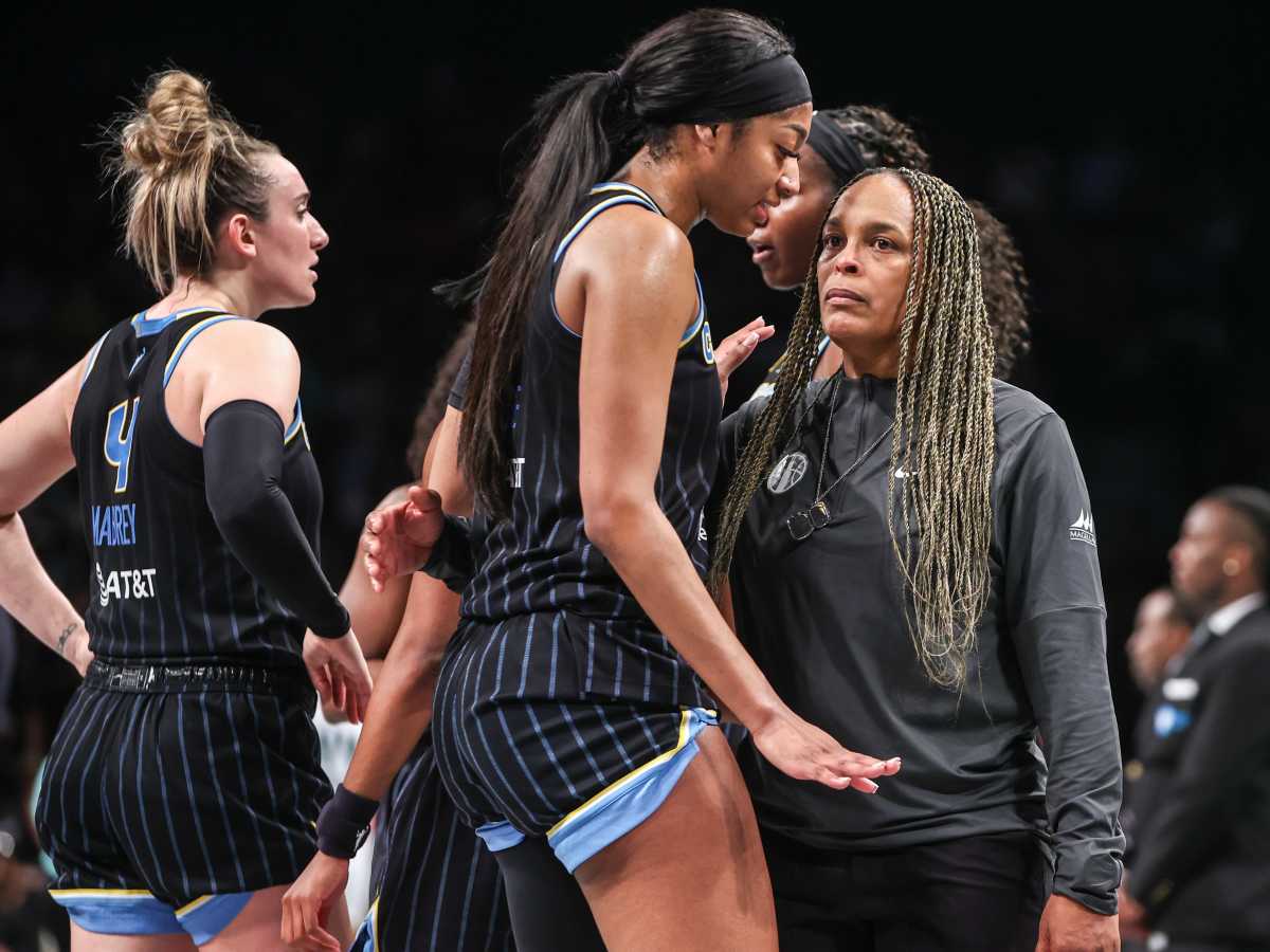 Chicago Sky Send Strong Message to Angel Reese After Losing ROTY to Caitlin Clark - Athlon Sports