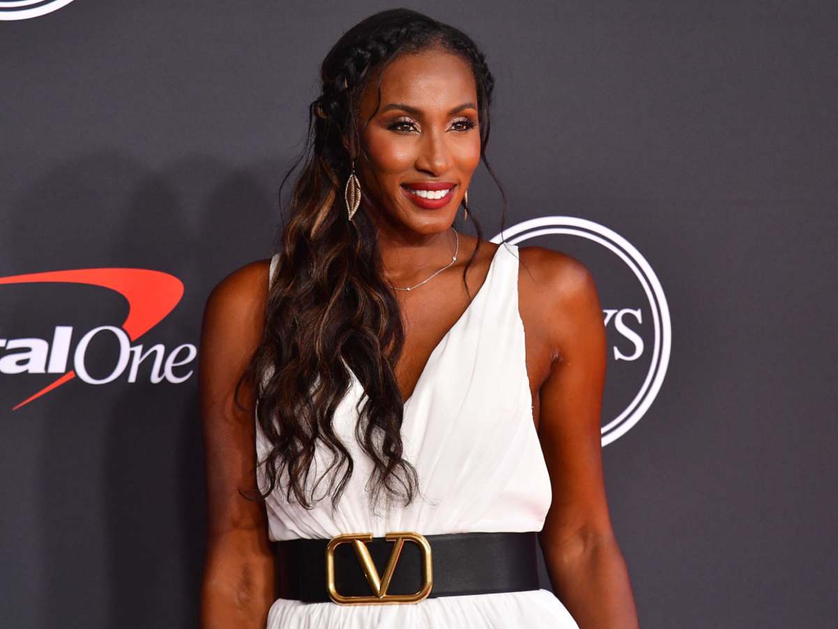 Sparks Legend Lisa Leslie Reveals Angel Reese Decision The WNBA Will Regret  - Athlon Sports