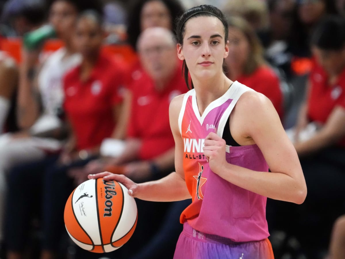 Caitlin Clark 'Breaking Hearts': Indiana Fever Star Outgrows Hometown -  Athlon Sports