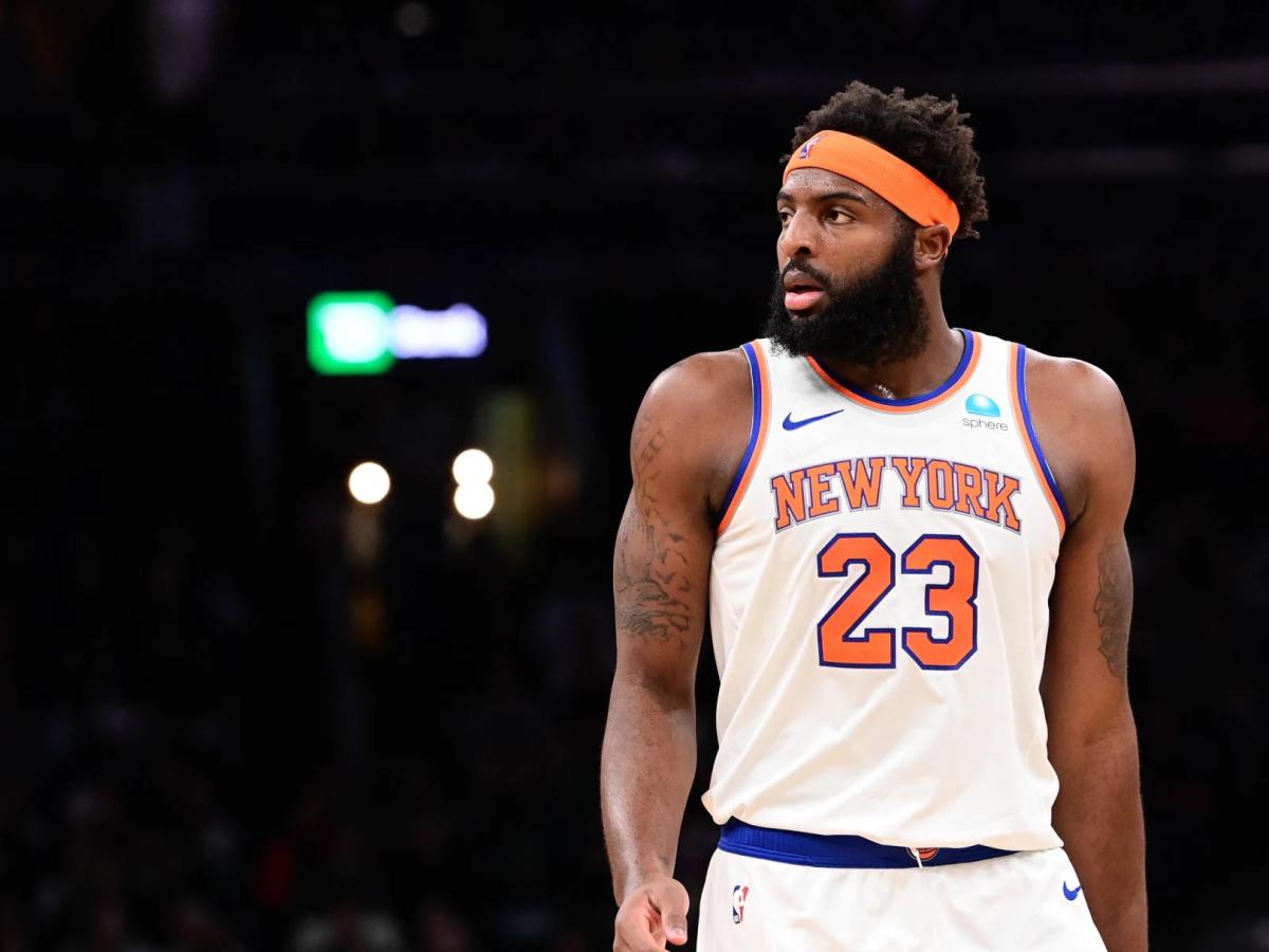 New York Knicks Mitchell Robinson Represents Continuity in a Morphing  Roster - Athlon Sports