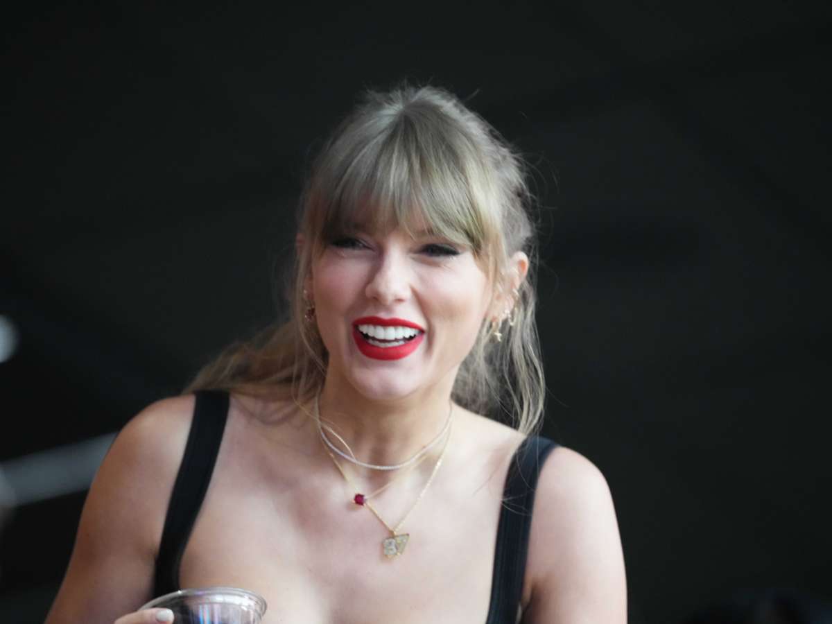 Spotify Predicted to Make Exciting Taylor Swift Announcement - Athlon Sports