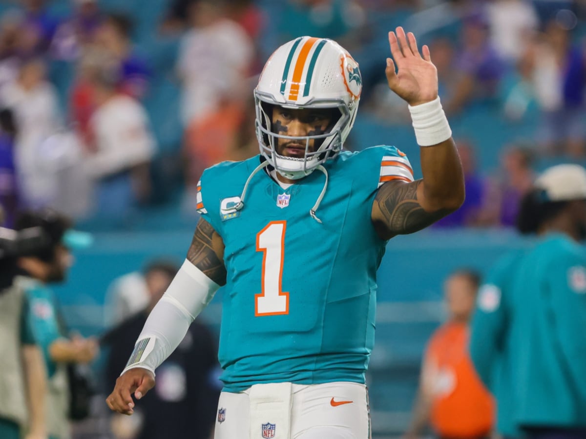 Dolphins Trade Pitch Lands $34 Million QB as Tua Tagovailoa Alternative -  Athlon Sports
