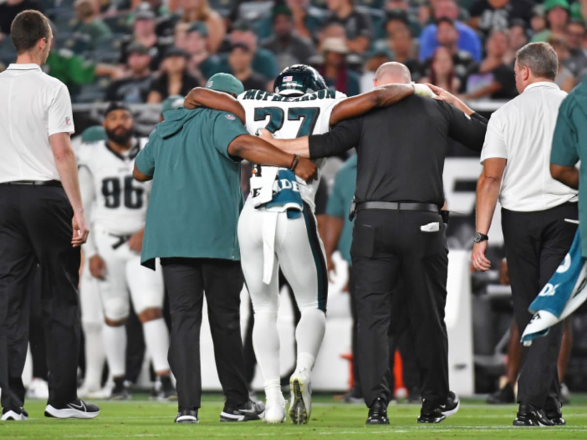 Philadelphia Eagles players carted off after suffering neck