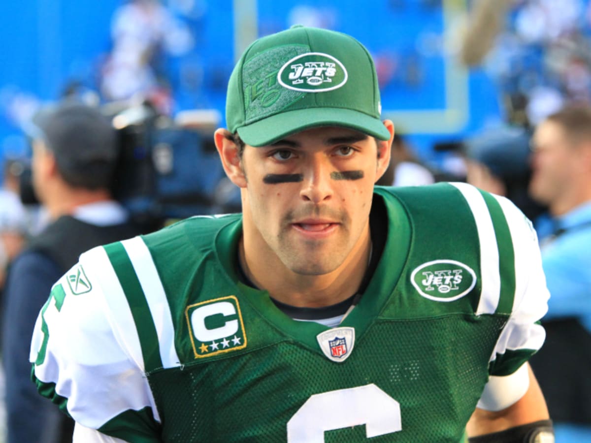 Ex-Jets Quarterback Mark Sanchez Hilariously Reacts to Josh