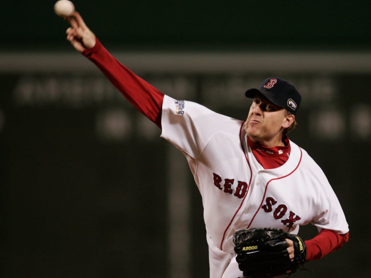 Curt Schilling reveals Tim Wakefield health information without