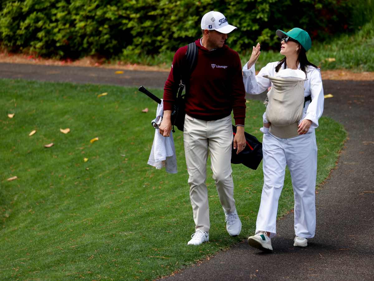 Justin Thomas' Wife Jillian Wisniewski Gets Message From Golfer - Athlon Sports