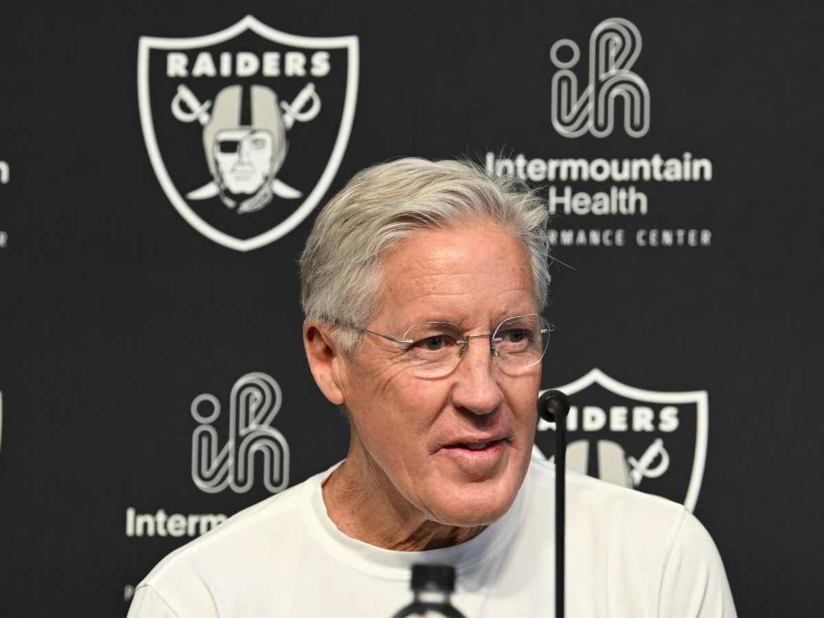 Raiders Predicted to Sign $70 Million Pro Bowler - Athlon Sports