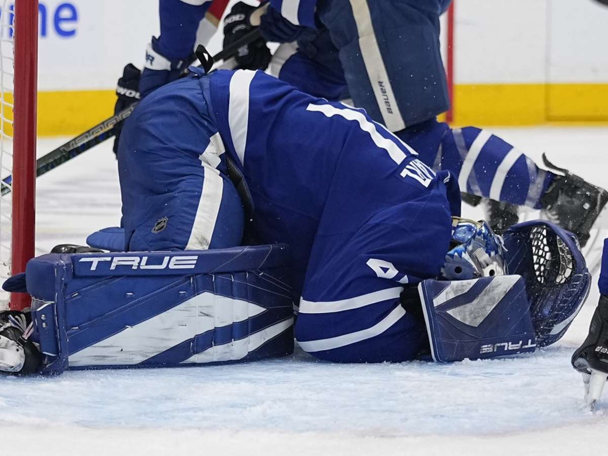 Doubt Looms Over Stolarzs Return for Game 6 Against Panthers