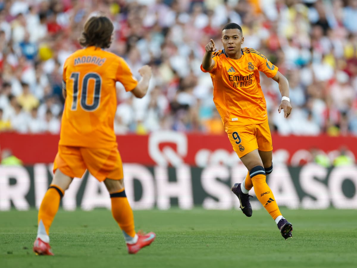 Mbappe bứt phá ngoạn mục ở cuộc đua Chiếc giày Vàng 2 Kylian Mbappe Near Historic Feat After Real Madrid Win Over Sevilla -  Athlon Sports