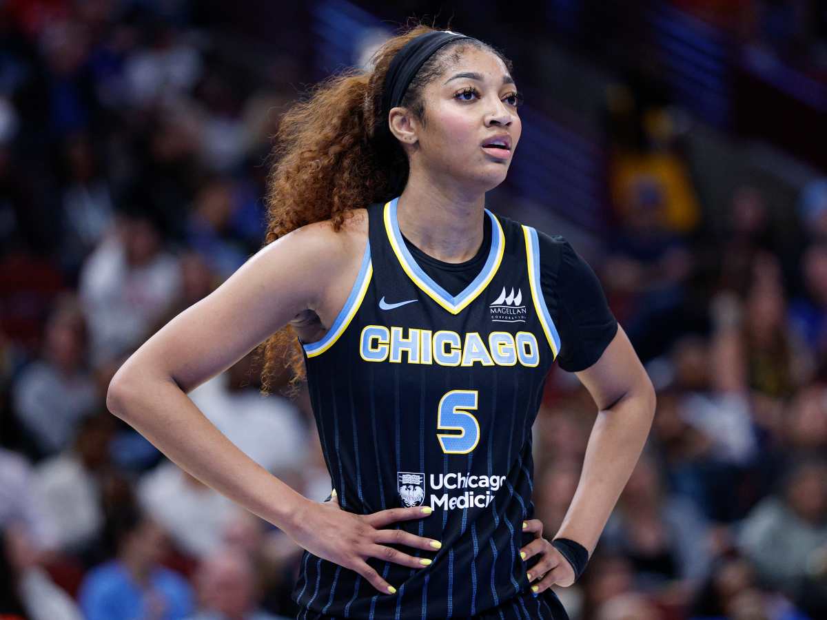 WNBA Fans In Disbelief Over What Angel Reese Did in Liberty-Sky Game -  Athlon Sports