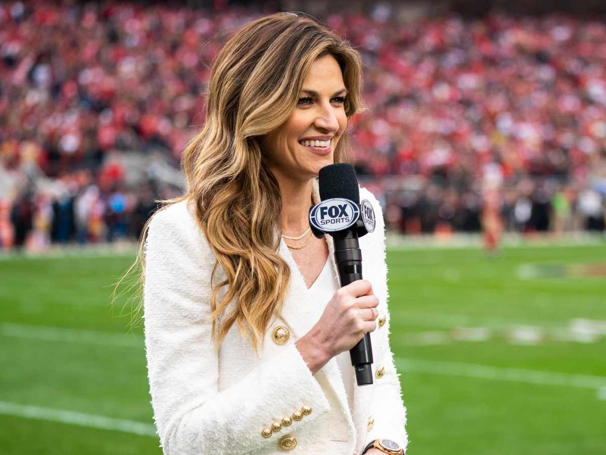 Erin Andrews' Outfit for Super Bowl 2025 Turns Heads - Athlon Sports