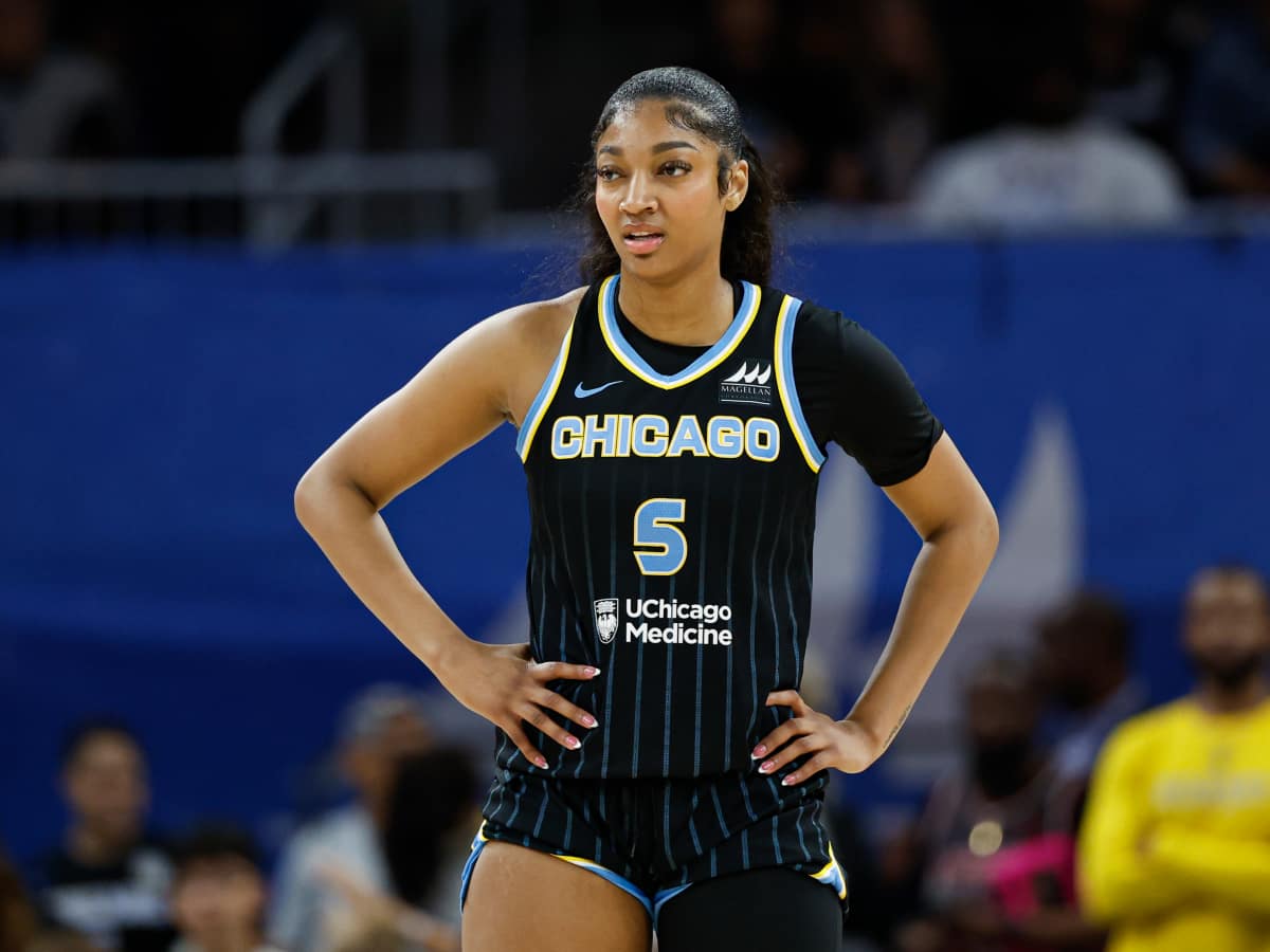Chicago Sky Coach Announces Major Angel Reese News on Sunday - Athlon Sports
