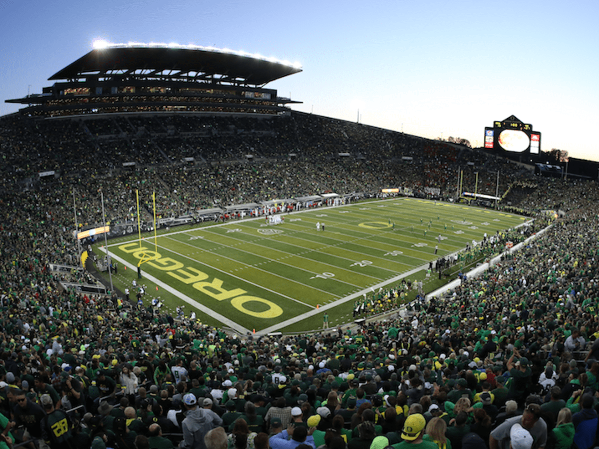 Oregon Unveils New Football Uniforms - University of Oregon Athletics