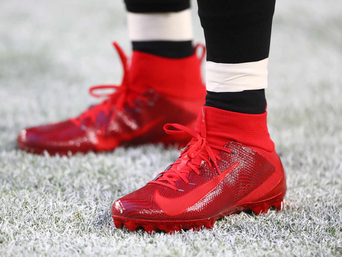 Nike pro football cleats 2025