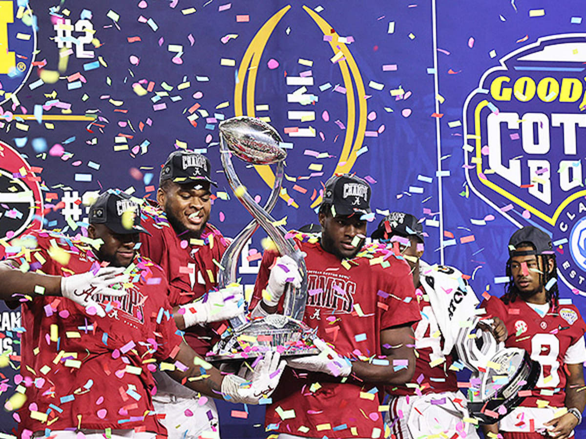 Alabama and Georgia Dominate in CFB Playoff Semifinals to Set Up