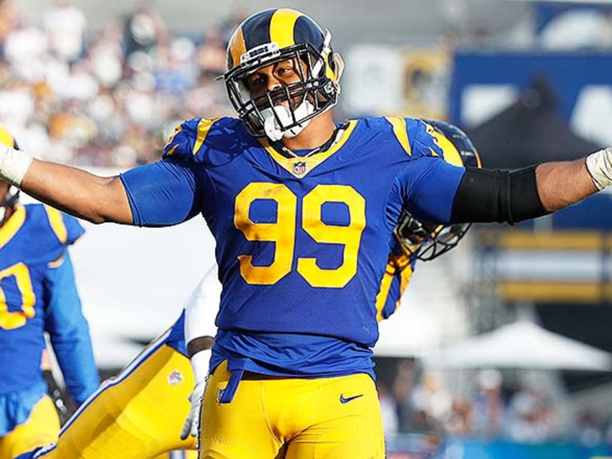 Best defensive store players in nfl