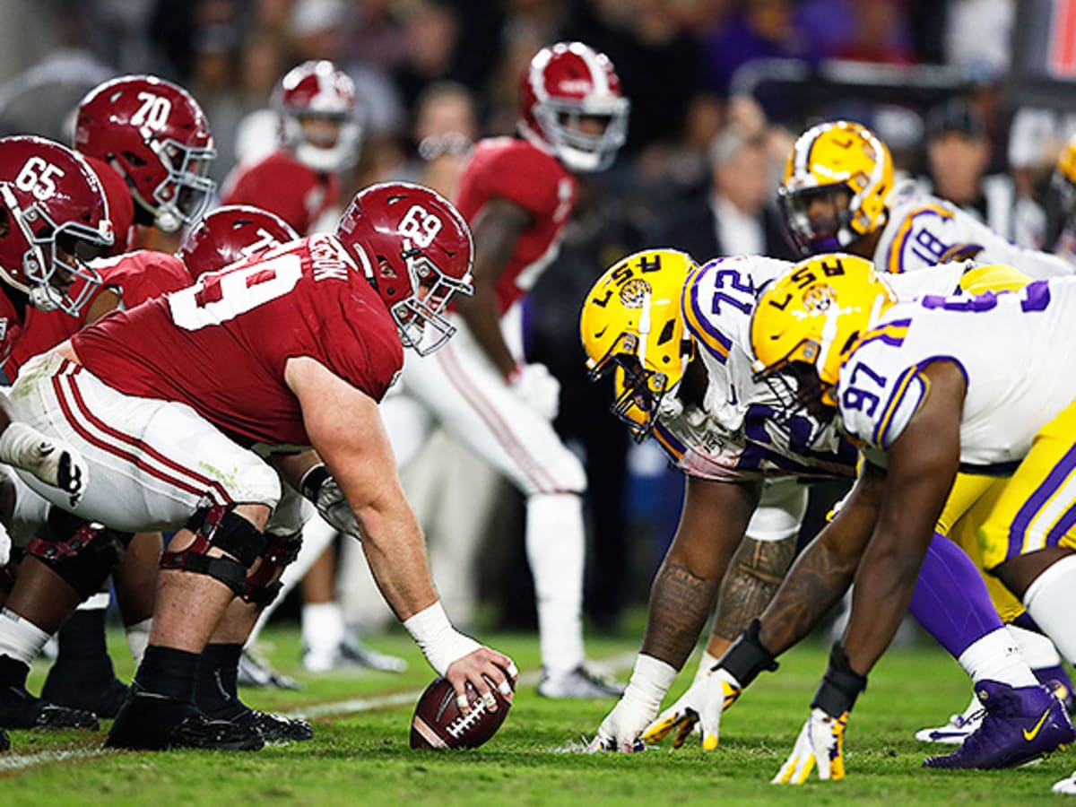 Top 25 college store football 2020