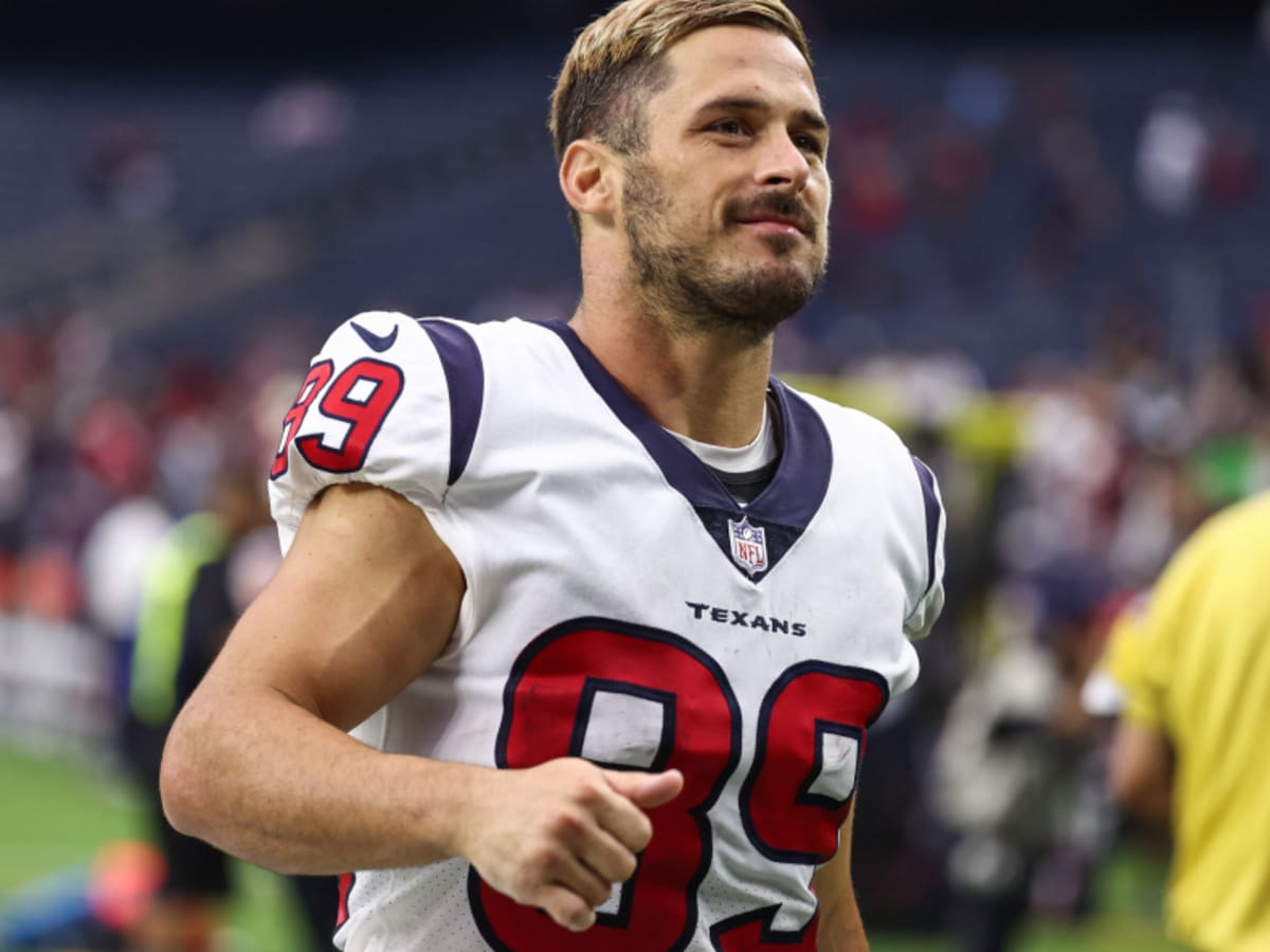 Danny amendola outlet t shirt
