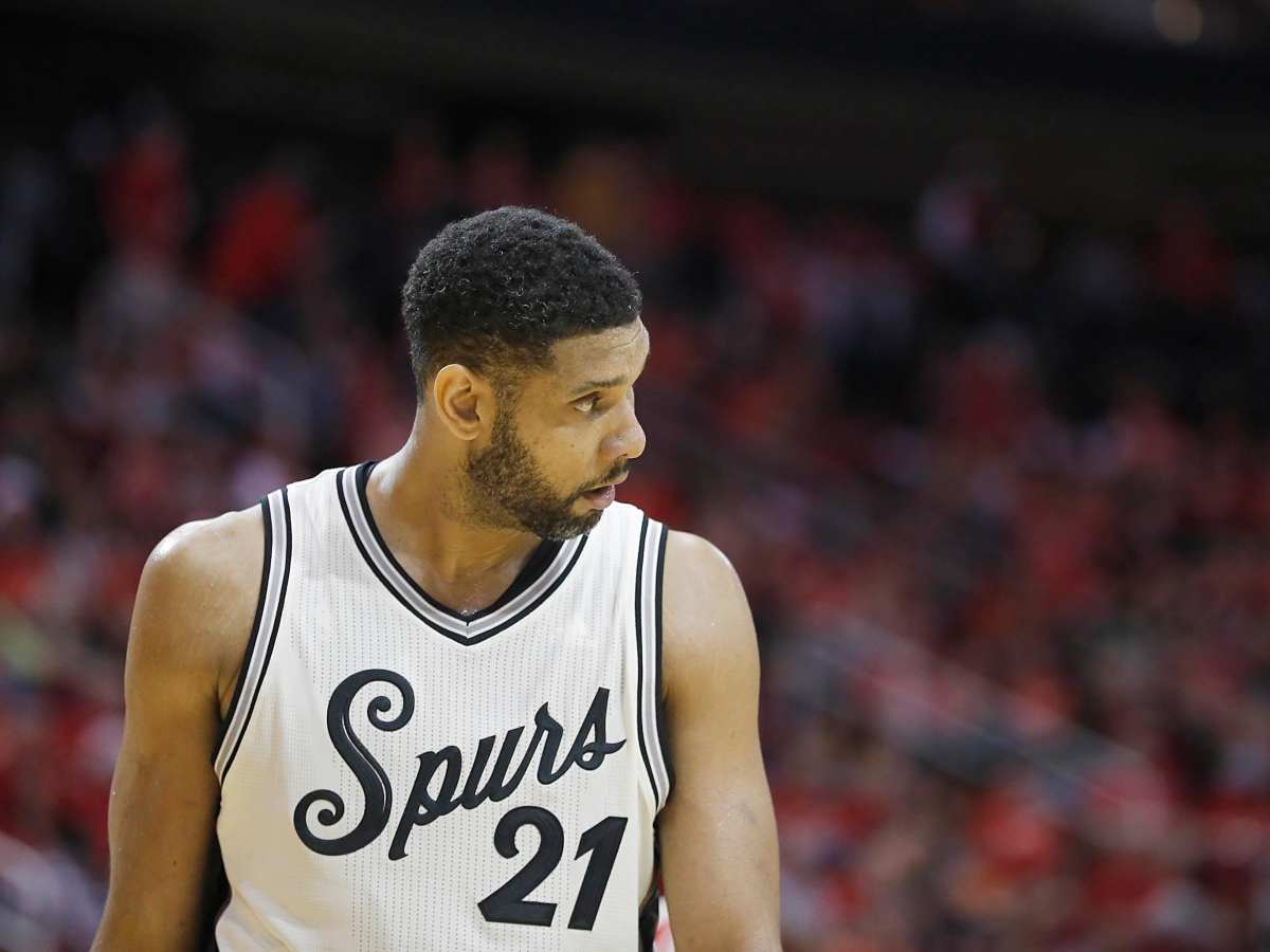 San Antonio Spurs Recieve Unexpected Early Christmas Gift Athlon Sports