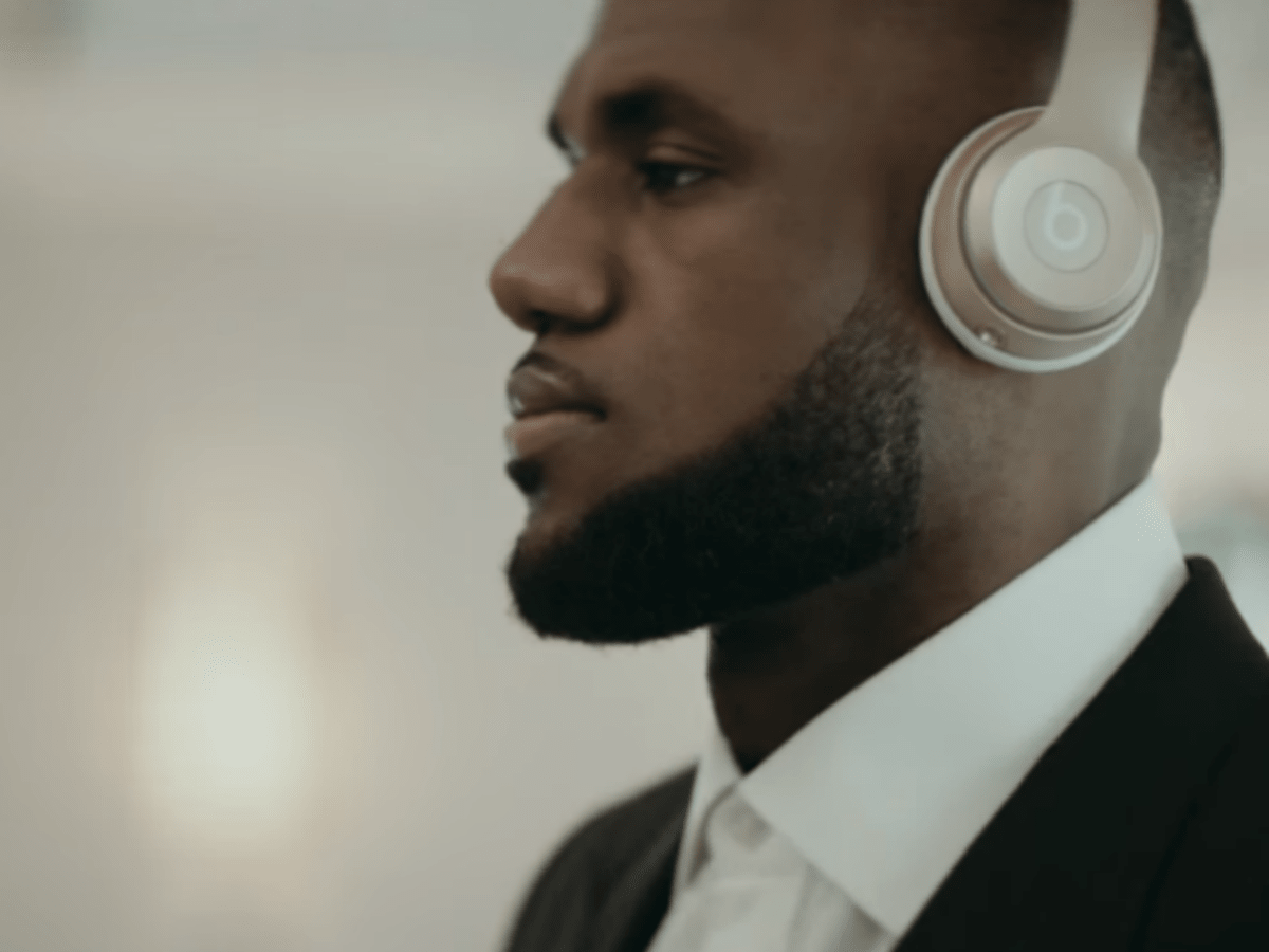 Lebron beats 2025 by dre