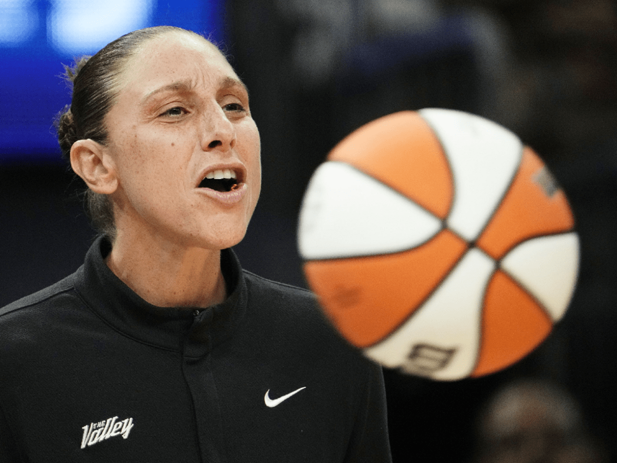 Diana Taurasi, Sue Bird Share Emotional Interaction Amid Retirement Rumors  - Athlon Sports