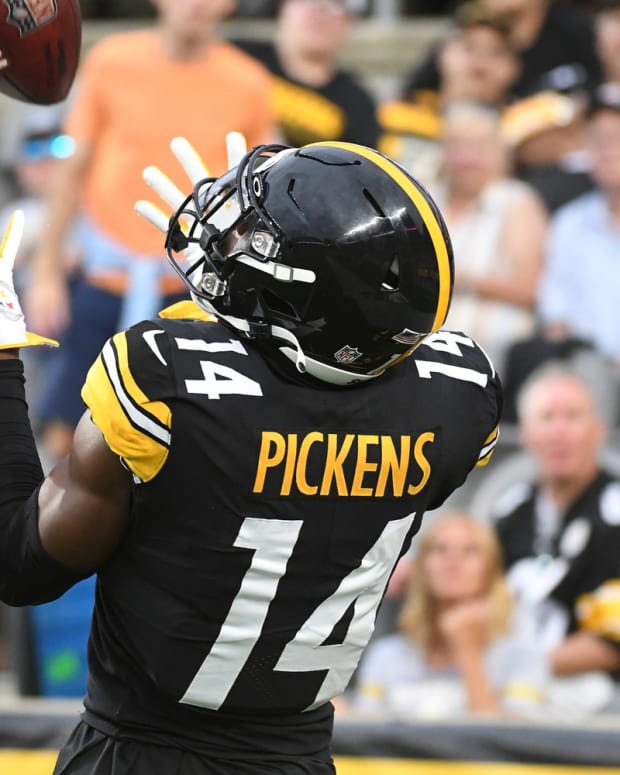 Steelers Among Favorites to Trade for $90 Million Star Wide Receiver ...