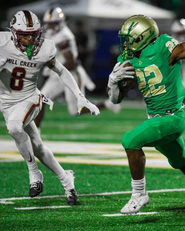 Alabama commit Justice Haynes rushed for 216 yards to help Buford secure a 39-27 win over Mill Creek on October 14, 2022.