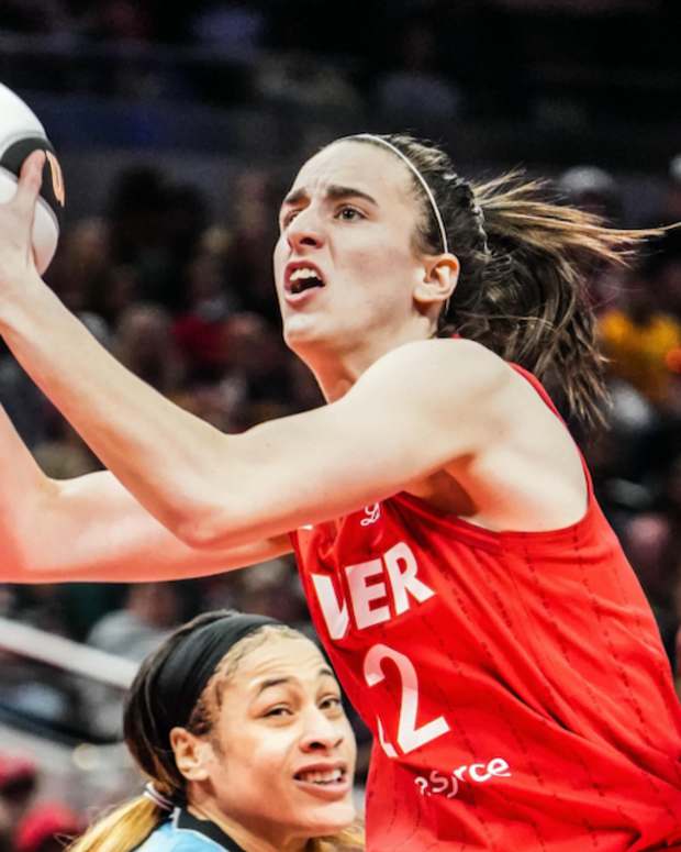 June 1, 2024; Indianapolis, IN, USA; Indiana Fever guard Caitlin Clark (22) drives toward the hoop during a game between the Indiana Fever and the Chicago Sky on Saturday, June 1, 2024, at Grainbridge Fieldhouse in Indianapolis. Mandatory Credit: Michelle Pemberton-USA TODAY Sports  