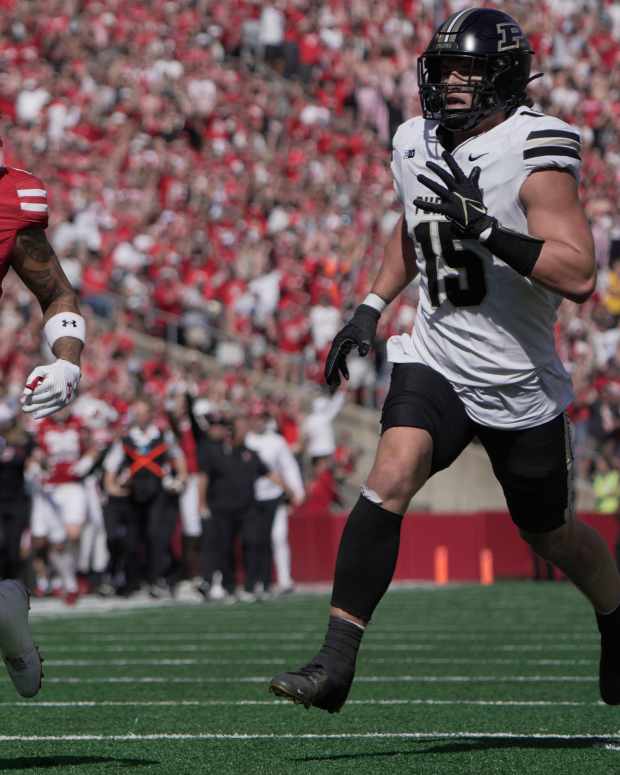 All Badgers Staff Predictions: Wisconsin Football vs. Purdue - Athlon ...