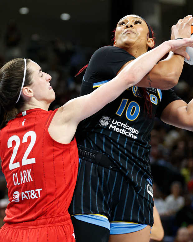 Indiana Fever guard Caitlin Clark and Chicago Sky center Kamilla Cardoso