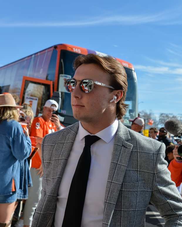 Clemson Tigers quarterback Cade Klubnik (2)