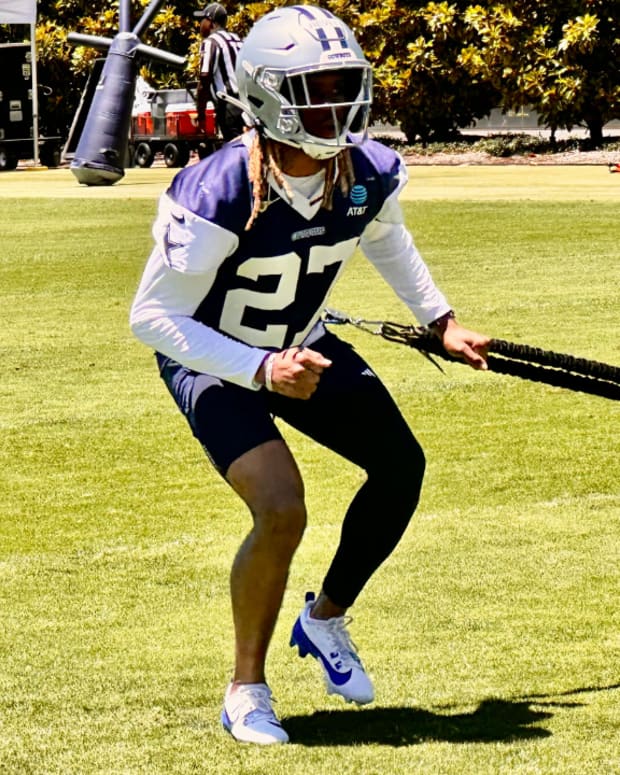 Buffalo Bills Cut Future Hall-of-Famer Von Miller for $17.5 Million Reason  - Athlon Sports