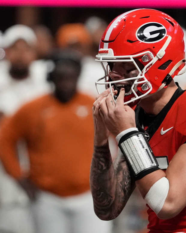 Miami Hurricanes' Carson Beck NIL deal news rumors