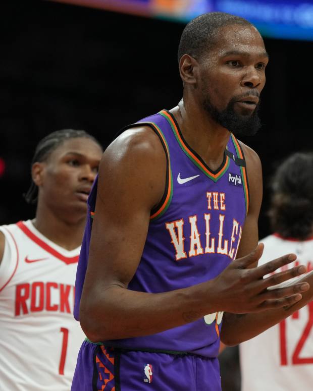 Former Phoenix Suns forward Kevin Durant