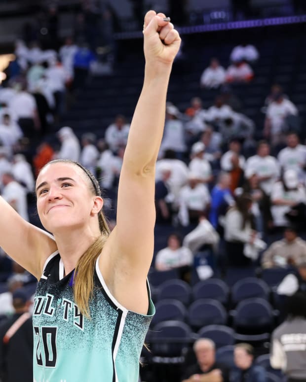 Angel Reese Has 1Word Reaction to Sabrina Ionescu's Game Winner