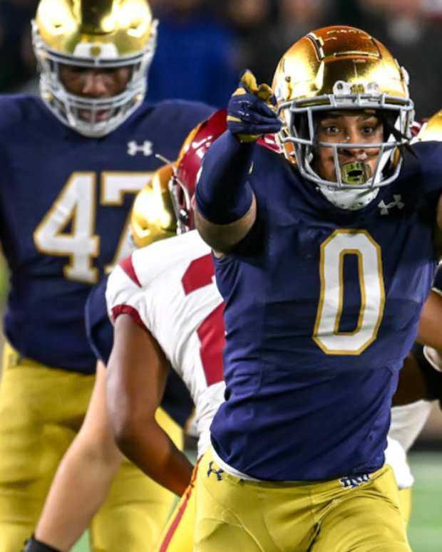 Notre Dame Grinds To Lopsided Win Over Georgia Tech Athlon Sports