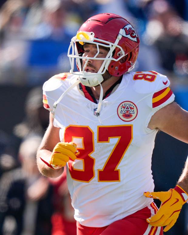 Kansas City Chiefs Predicted to Draft Travis Kelce Replacement in 2025 - Athlon Sports